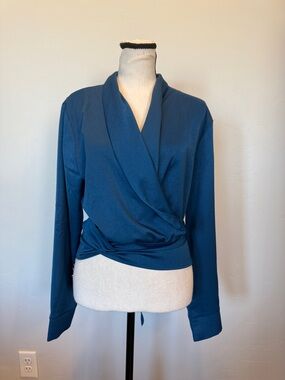Women’s Blue Teal Full Wrap Top, Approx Size Large